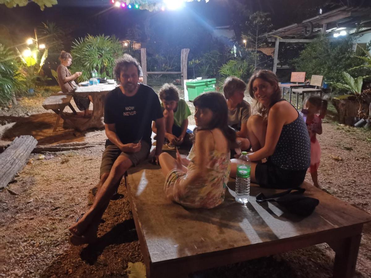 Lanta Bluewave Bungkalow Ko Lanta Esterno foto
